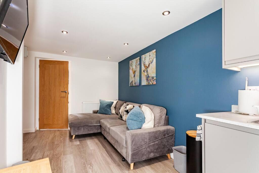 One Bedroom Apartment, Driveway, Bracknell Centre Exteriér fotografie